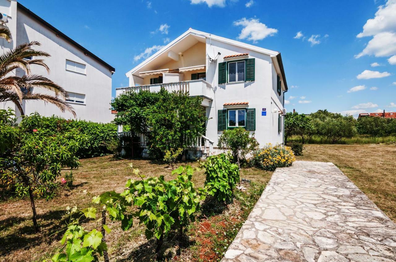 Apartmani Labud Sukosan Ngoại thất bức ảnh